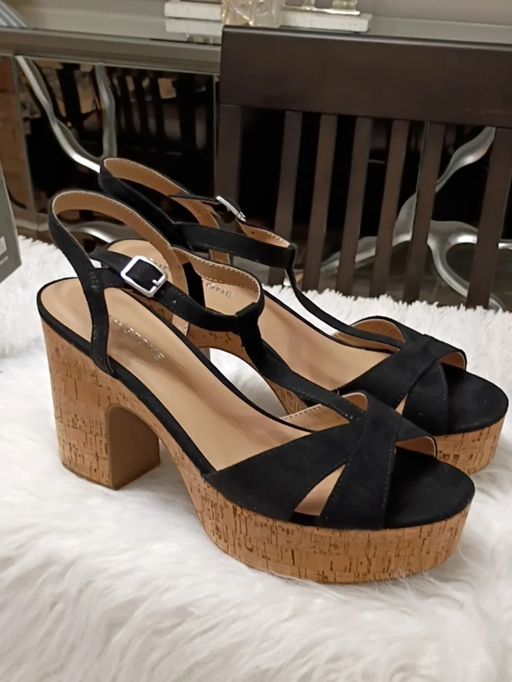 New Sun & Stone Julien Black Cork-Platform T-Strap Sandals - 10M